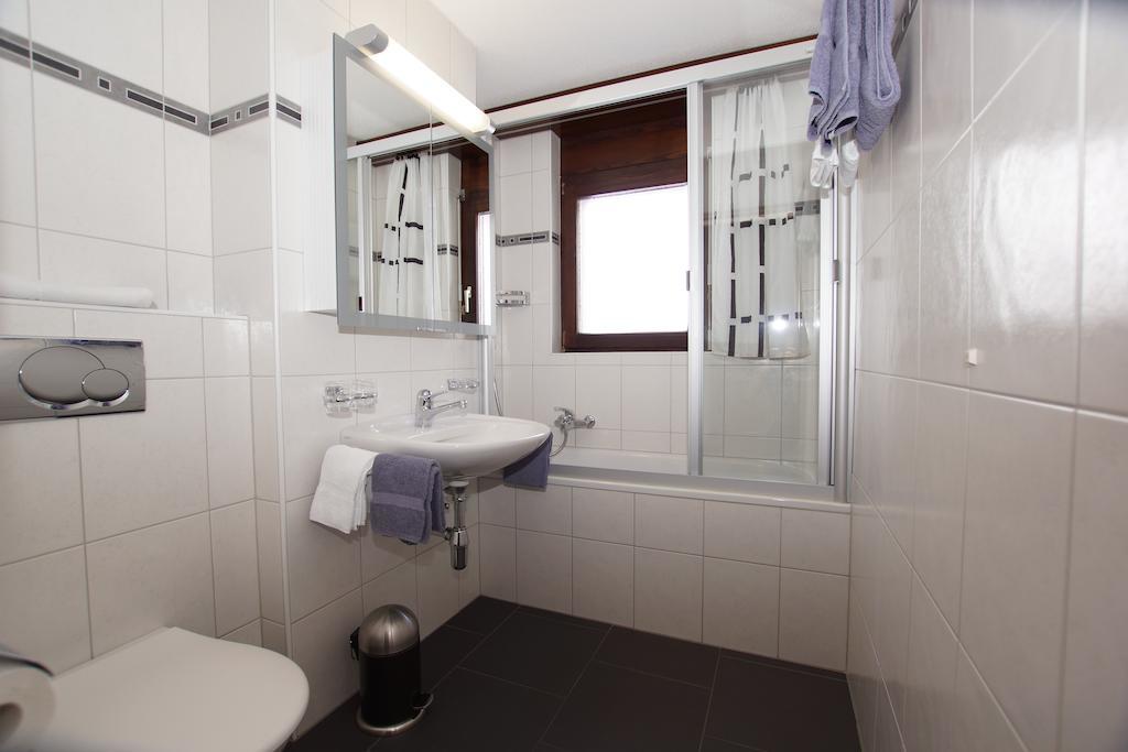 Haus Amor Saas Fee Szoba fotó